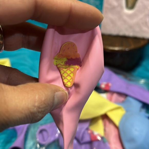 New pen Gear Ice-cream Light up Notebook and 20pc ice cream balloons - Picture 6 of 10